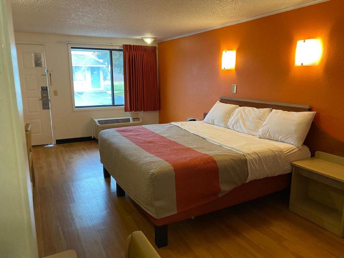Fairbridge Inn Express لندن المظهر الخارجي الصورة